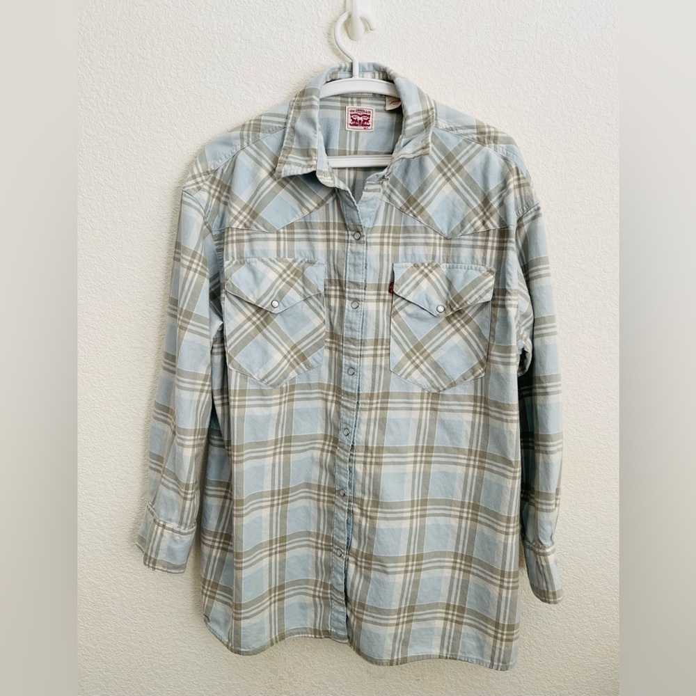 LEVI’S Oversized Light & Grey Western Plaid Flannel Snap Button Down Shirt M